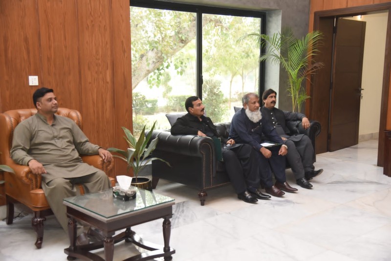 The Discussion Centered On The Current State And Future Prospects Of Small-scale Industries In Pakpattan, Aiming To Identify Avenues For Their Sustainable Growth, Support Mechanisms, And Challenges Faced By These Crucial Economic Drivers.
