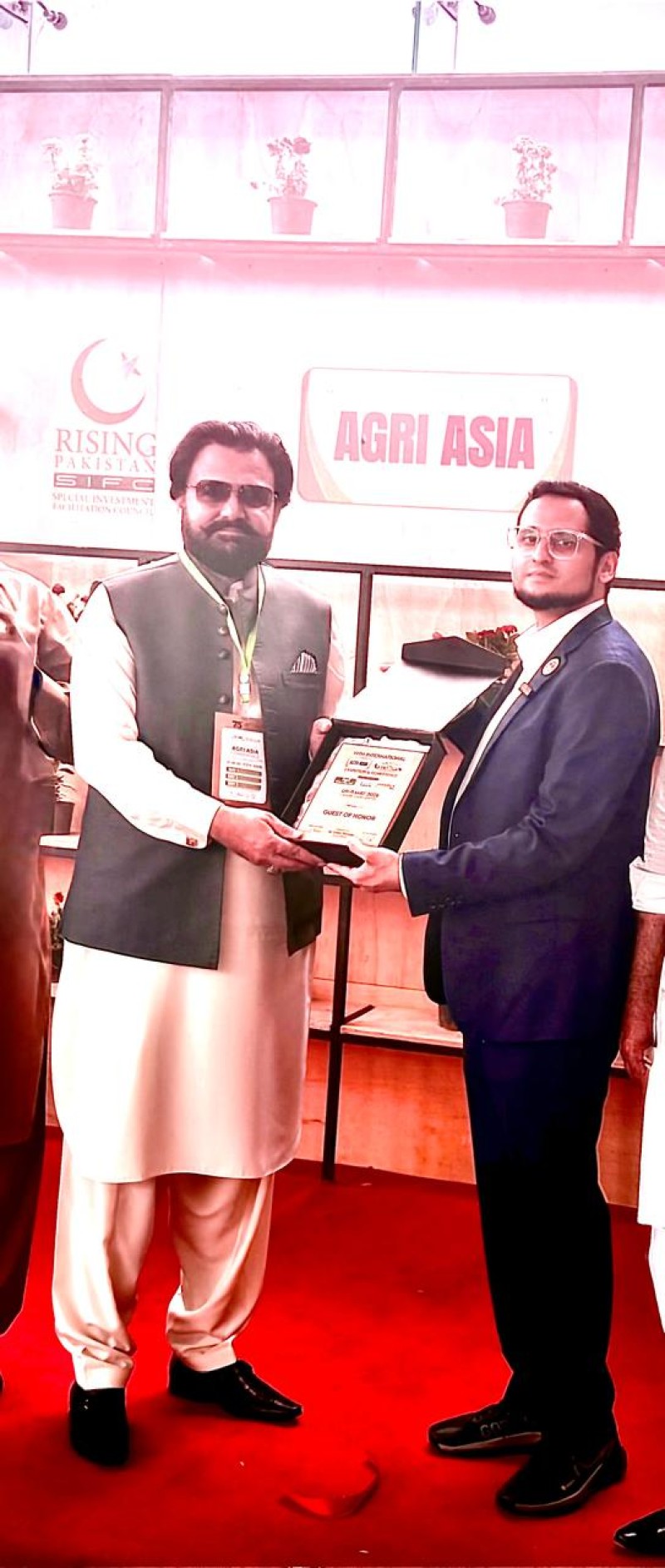 The Purpose Of The Visit Was To Introduce The Business Community And Farmers To Modern Technology And Explore New Ways To Address Challenges In The Agriculture Sector. The President Of The Pakpattan Chamber Of Commerce &amp; Industry Reaffirmed His Commitment To Continue Efforts For Agricultural Development, Promotion Of Industry And Trade, And The Prosperity Of Farmers.