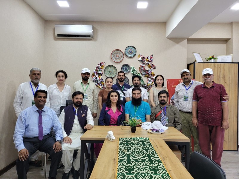 A High-level Pakistani Delegation From Sahiwal Division, Comprising Prominent Business Leaders, Held A Productive Meeting With Mr. Attaullah, Trade And Development Counsellor At The Pakistan Embassy In Uzbekistan. The Delegation Was Led By Mr. Dewan Azmat Mahmood Chishti, President Of Pakpattan Chamber Of Commerce & Industry, And Mr. Kashif Riaz, President Of The Small Industry Board Of Management And Former President Of Sahiwal Chamber.